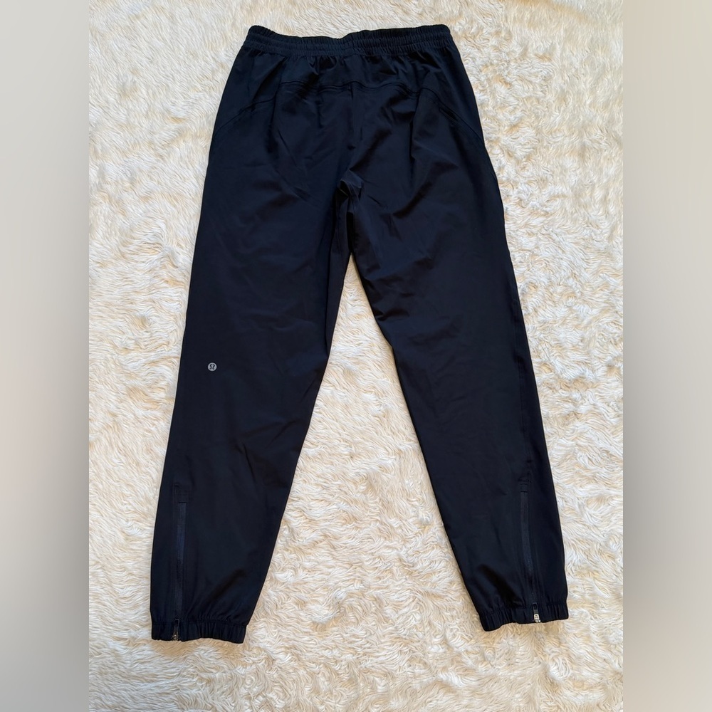 Lululemon Adapted State High-Rise Joggers - Size Medium - Picture 4 of 7